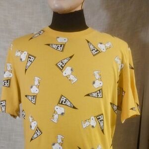 Snoopy tee shirt